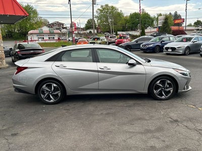 2021 Hyundai Elantra Limited
