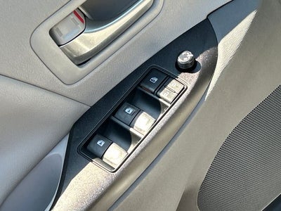 2015 Toyota Sienna LE 8 Passenger