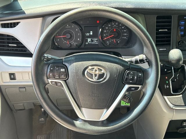2015 Toyota Sienna LE 8 Passenger