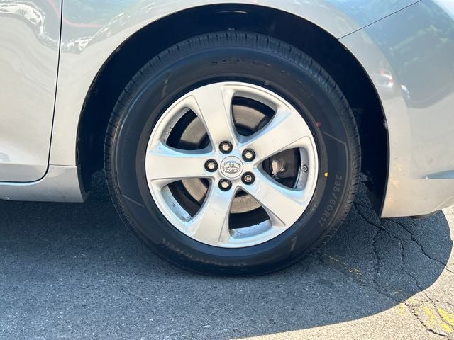 2015 Toyota Sienna LE 8 Passenger