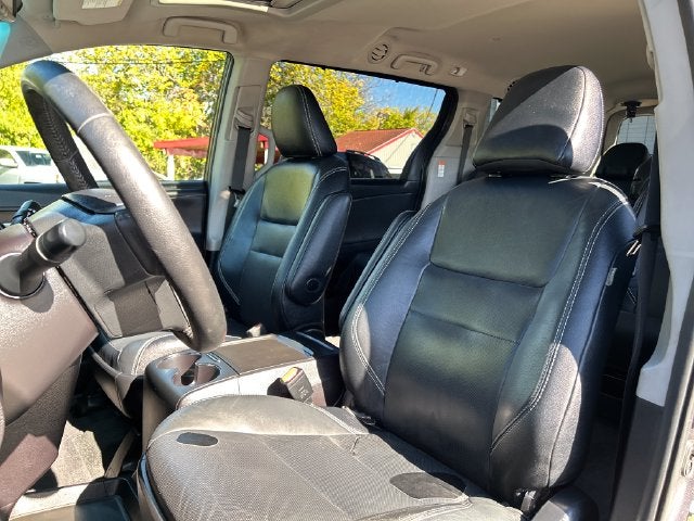 2015 Toyota Sienna SE 8 Passenger
