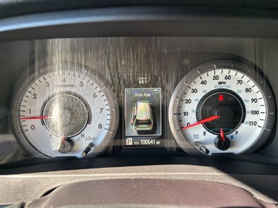 2015 Toyota Sienna SE 8 Passenger
