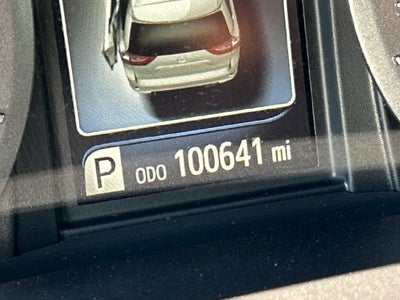 2015 Toyota Sienna SE 8 Passenger
