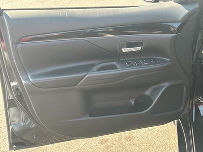 2019 Mitsubishi Outlander SE