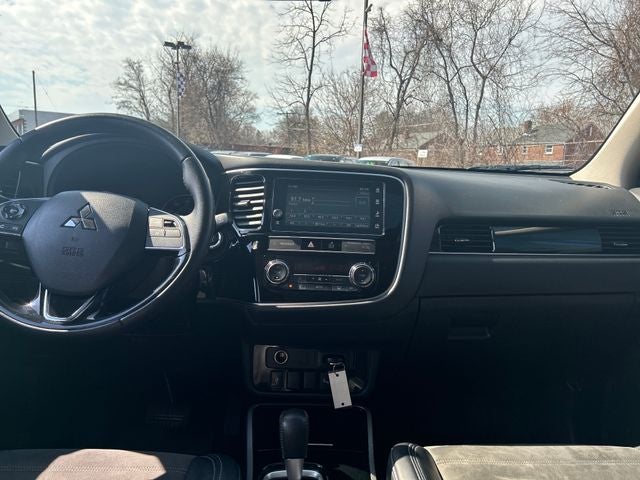 2019 Mitsubishi Outlander SE