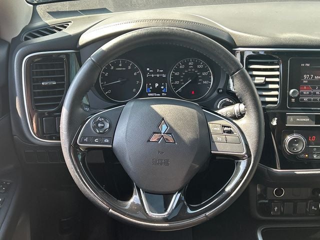 2019 Mitsubishi Outlander SE