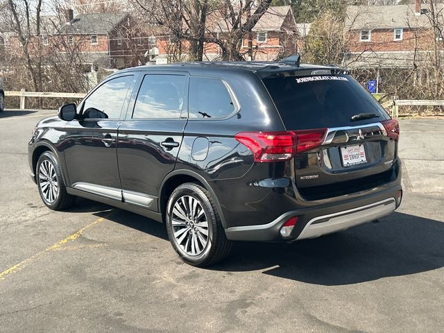 2019 Mitsubishi Outlander SE
