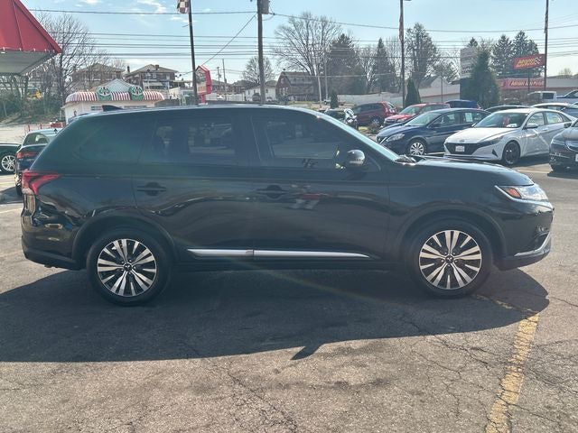 2019 Mitsubishi Outlander SE