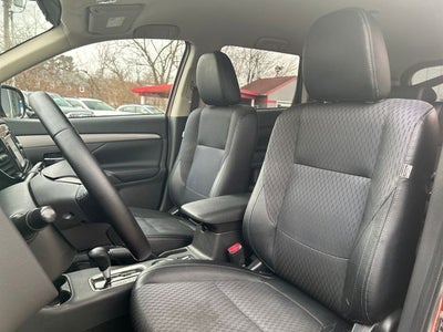 2015 Mitsubishi Outlander SE