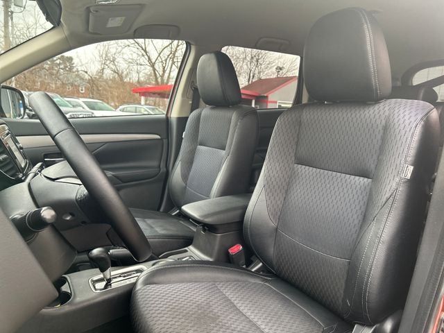 2015 Mitsubishi Outlander SE