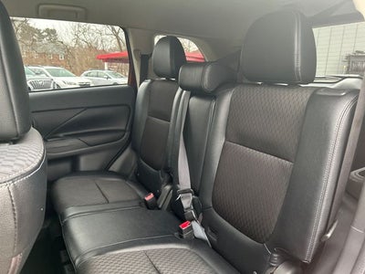 2015 Mitsubishi Outlander SE