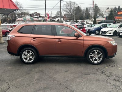 2015 Mitsubishi Outlander SE