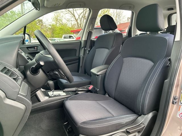 2015 Subaru Forester 2.5i