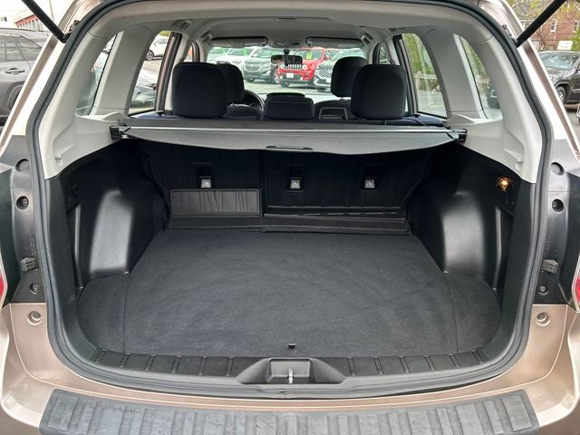 2015 Subaru Forester 2.5i
