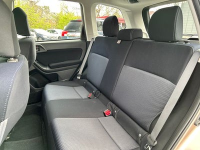 2015 Subaru Forester 2.5i