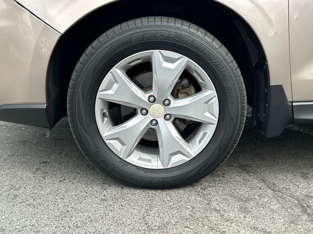 2015 Subaru Forester 2.5i