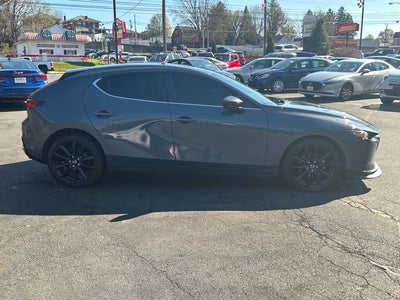 2022 Mazda Mazda3 Carbon Edition