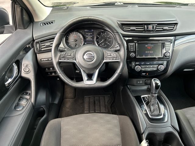 2022 Nissan Rogue Sport SV
