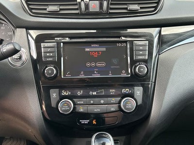 2022 Nissan Rogue Sport SV