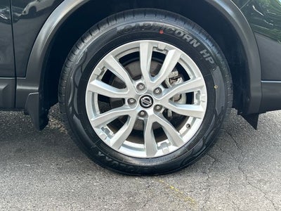 2022 Nissan Rogue Sport SV