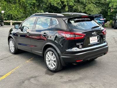 2022 Nissan Rogue Sport SV