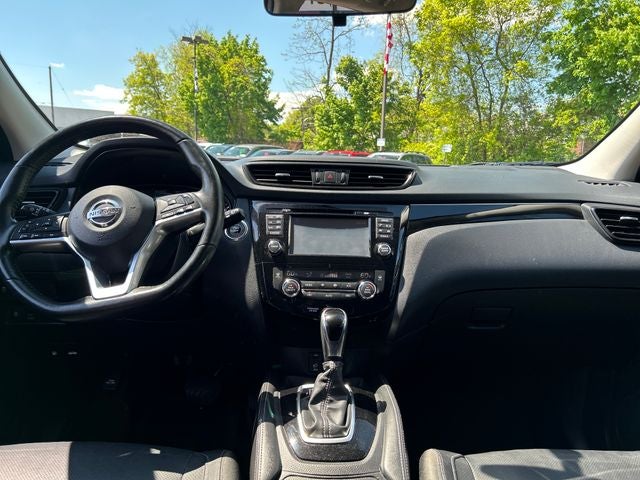 2017 Nissan Rogue Sport SL