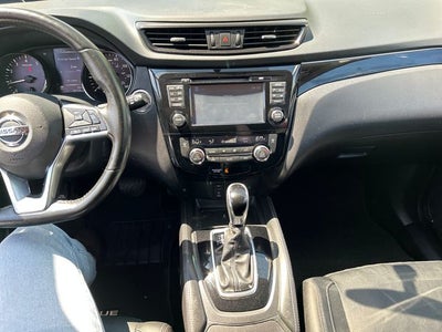 2017 Nissan Rogue Sport SL