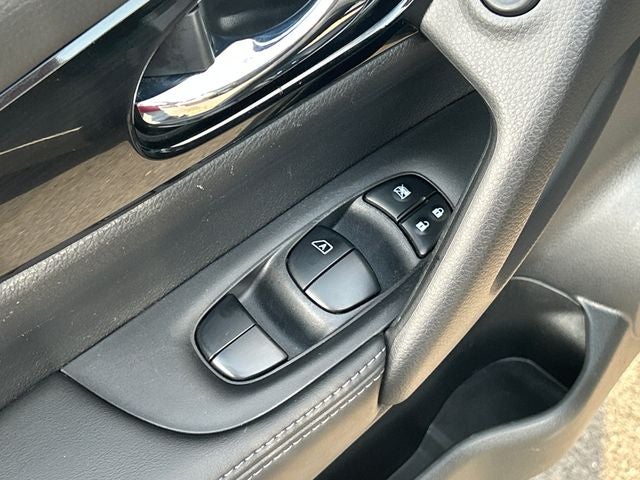 2020 Nissan Rogue Sport SV