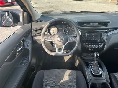 2020 Nissan Rogue Sport SV