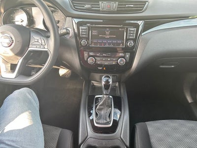 2020 Nissan Rogue Sport SV