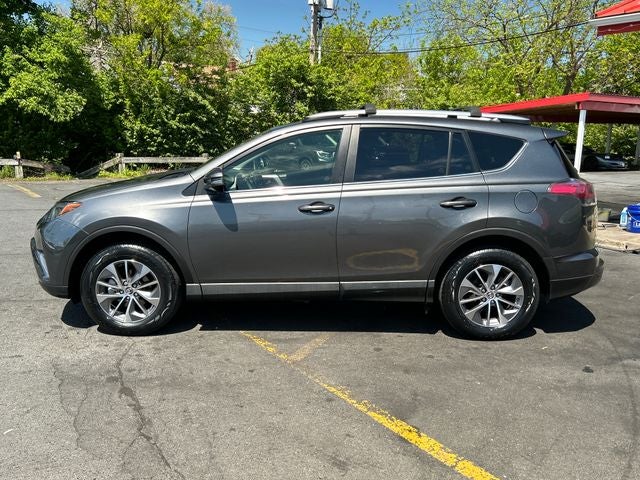 2018 Toyota RAV4 Hybrid XLE