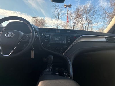2018 Toyota Camry SE