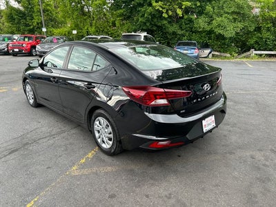 2019 Hyundai Elantra SE