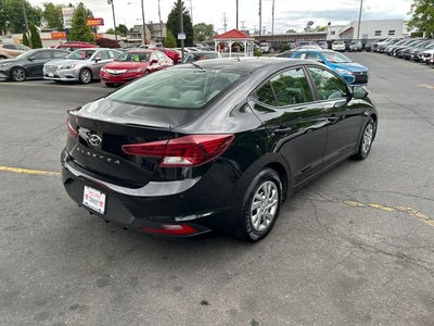 2019 Hyundai Elantra SE