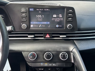 2023 Hyundai Elantra SE