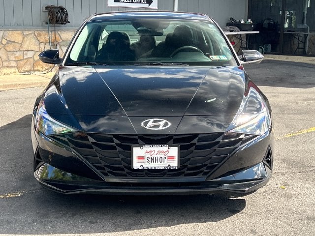 2023 Hyundai Elantra SE