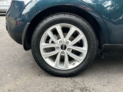 2017 Kia Soul Plus