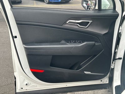 2023 Kia Sportage Hybrid LX