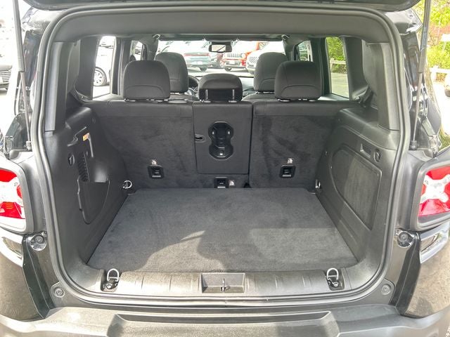 2022 Jeep Renegade Altitude